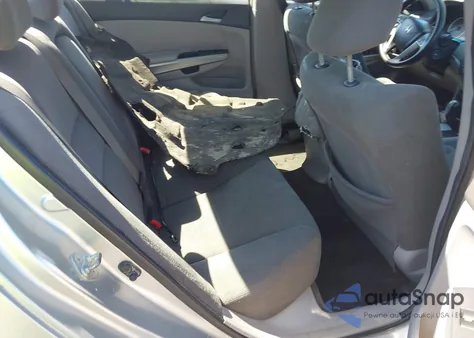 2009 Honda Accord 2.4 Ex from USA, damaged, VIN 1HGCP26739A136091